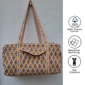 Bolsa de Viaje de Gran Capacidad con Estampado Floral Amarillo, Bolsa de Lona con Cierre de Cremallera para Compras y Vacaciones - Product Image 4