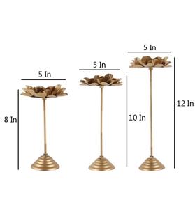 Porte-bougies de luxe en laiton en forme de lotus - Support artisanal doré pour bougies chauffe-plat en forme de fleur de lotus pour la décoration de table de mariage et centre de table domestique. - Product Image 5