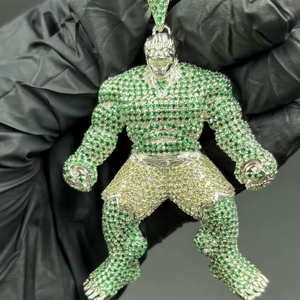 Pendentif Homme Musclé Vert Iced Out en Moissanite Multicolore, Cadeau pour Fête, Bijoux Fins en Argent 925, Pendentifs et Breloques - Product Image 1