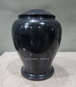 Urne funéraire élégante en marbre Eastern Stone pour cendres d'adultes, urne commémorative de crémation haut de gamme polie, vente en gros personnalisée - Product Image 5