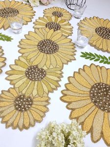 Chemin de table brodé motif tournesol, style rustique, en polyester, pour la décoration intérieure - Product Image 4