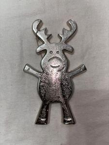 Ornement suspendu en métal Père Noël argenté, décoration traditionnelle pour arbre de Noël, utilisation en intérieur, design durable, finition métallique - Product Image 1