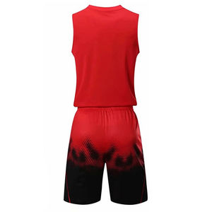 Uniforme de basket-ball personnalisé imprimé par sublimation fabriqué au Pakistan, respirant, anti-humidité, antibactérien, séchage rapide, vêtements de sport - Product Image 2
