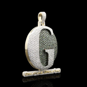 Pendentif Hip Hop en alliage plaqué or, style Bling Diamant Glacé, avec strass imposants - Product Image 1