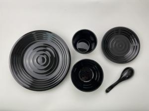 Vaisselle en plastique écologique noire/gobelets/bols à soupe/cuillères/assiettes - Fabriqué à Taïwan - Product Image 3
