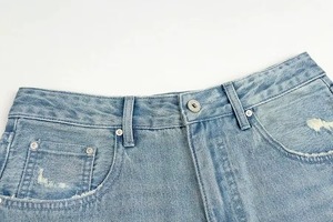 Shorts Bermuda en jean unisexe pour hommes, coupe bootcut, taille mi-haute, boutonnés, séchage rapide, style vintage, streetwear décontracté, vente en gros - Product Image 3