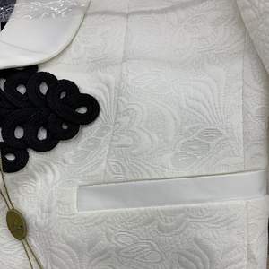 Traje de esmoquin de tres piezas para hombre, color blanco cálido, con solapa tipo chal, para fiesta formal, celebración, boda, trajes de novio - Product Image 3