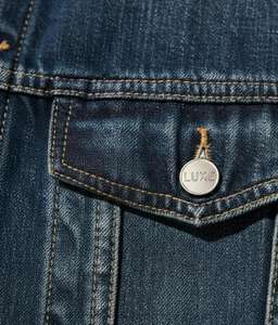 เสื้อแจ็คเก็ตยีนส์ลำลองสำหรับผู้ชาย ผ้าฝ้าย 100% คุณภาพสูง ระบายอากาศได้ดี เหมาะสำหรับฤดูหนาว พร้อมบริการสกรีนโลโก้ด้านหน้าตามสั่ง ขายดีที่สุด - Product Image 3