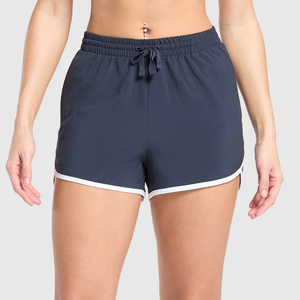 Shorts sportifs gris uni taille haute pour femme, taille élastique, séchage rapide, en polyester tricoté, coupe classique - Product Image 4