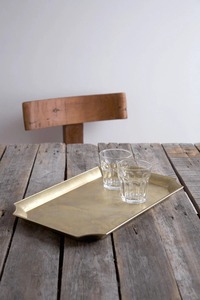 Bandeja de Servir Dulces de Latón de Diseño Moderno, Bandeja Decorativa de Latón, Diseño Minimalista Chapado en Oro, Forma Rectangular, Color Dorado para Té - Product Image 5