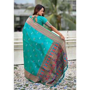 Sari en soie Paithani traditionnel Elite Weaves Aqua Blue Yeola, robe de soirée tissée double Zari, 650g - Product Image 4