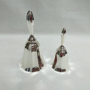 Campana de Metal Plateada, Adorno Colgante, Campana de Cuerno Pulida, Adorno Navideño - Product Image 4