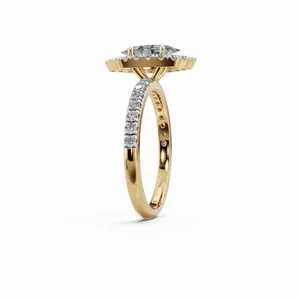 Nouvelle collection - Bague solitaire en diamant de forme marquise cultivé en laboratoire en or jaune 18 carats - Certifié IGI - Pureté VVS - Luxe pour femmes - Product Image 5