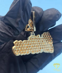 Colgante de Moissanita Iced Out con Diseño de Bolsa de Dinero, Colgante de Diamantes Estilo Hip Hop, Collar de Joyería de Lujo Chapado en Oro Personalizado para Hombre - Product Image 5