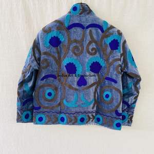Chaqueta de algodón Suzani hecha a mano en India, chaqueta corta bordada a mano, abrigo unisex, chaqueta corta Suzani hecha a mano - Product Image 5