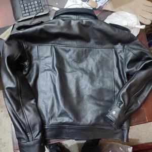 Chaqueta de Cuero Granulado para Mujer, Estilo Biker, con Mangas Desmontables, Tipo Bomber, en Piel de Oveja, Estilo Varsity - Product Image 3