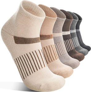 Wholesale Anti-Bacterial Spandex/Nylon/Cotton Custom Color & Design Unisex Crew <b>Winter</b> Sports <b>Socks</b> for Youth Basketball/Yoga - Product Image 4