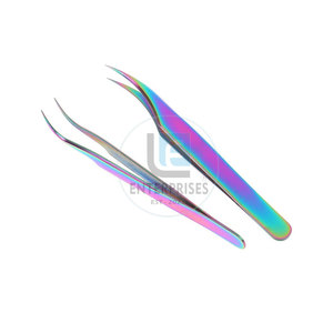 Pinces à extensions de cils de qualité supérieure, fabriquées à la main, avec une prise confortable - Product Image 2
