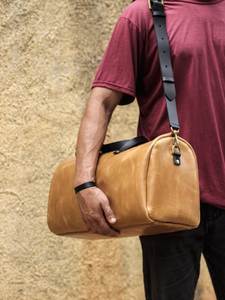 Bolsa Deportiva de Cuero Premium de Alta Calidad para Gimnasio, Viajes, Proveedor Mayorista OEM, Bolsa Deportiva de Cuero para Venta en Línea - Product Image 3