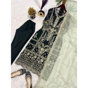 Conjunto de Traje Elegante para Mujer con Bordado Intenso y Trabajo de Secuencia de Codificación - Product Image 4