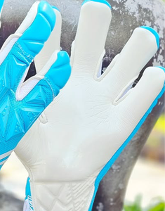 Guantes de Portero de Fútbol Ligeros en Oferta, Hechos a Medida OEM con Ako - Product Image 2