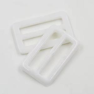 แหวนเรซิ่นผู้หญิง ทำมือ ขนาดสั่งทำได้ พร้อมโลโก้ ผิวเรียบขัดเงา ทันสมัย เป็นมิตรกับสิ่งแวดล้อม ทนทาน เครื่องประดับแฟชั่นสำหรับใช้ในชีวิตประจำวัน - Product Image 3