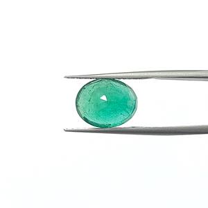 พลอยมรกตสีเขียวรูปไข่ 5.75 กะรัต จากแซมเบีย แบบเม็ดเดี่ยว  ราคากับตารางราคาวัตถุพลอย 6.25 - Product Image 5