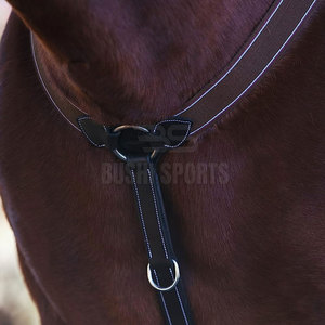 Pechera para Caballo Hecha en Pakistán, Ajuste Flexible, Diseñada para un Soporte y Comodidad Equilibrados - Product Image 2