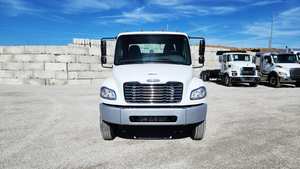 Tracteur routier diesel 6x4 de norme export, camion lourd pour la logistique routière mondiale et le transport de conteneurs - Product Image 6