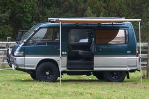 Mitsubishi Delica Star Wagon Exceed 4x4 de 1993 - Product Image 2