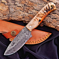 Couteau de chasse artisanal en acier de Damas, lame fixe forgée à la main, couteau tactique de survie pour le camping et les activités de plein air