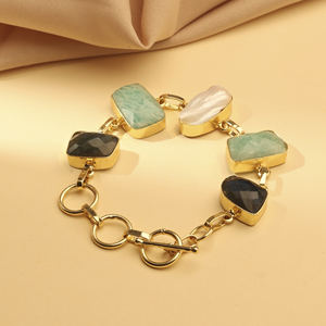Pulsera llamativa chapada en oro con amazonita natural y perlas de agua dulce – Pulsera de eslabones con piedras preciosas hecha a mano - Product Image 2