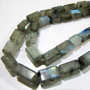 Perles de labradorite naturelle bleues chatoyantes, découpées au laser, longues perles en forme de boîte, brin de 10 pouces de long - Product Image 4