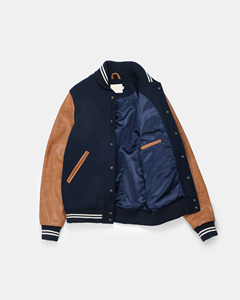 Blouson Bomber Varsity Personnalisé pour Homme en Laine et Cuir – Corps en Laine Premium, Manches en Cuir Véritable, Poignets Côtelés et Boutons Pression – Style Urbain - Product Image 5