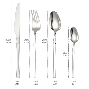 Ensemble de couverts en acier inoxydable doré avec couteau, fourchette et cuillère, finition polie miroir, couverts de table modernes et luxueux pour la salle à manger - Product Image 3