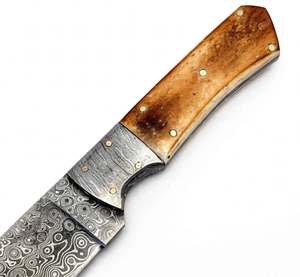 Cuchillo Decorativo Artesanal de Acero de Damasco con Mango de Hueso de Camello Personalizado - Product Image 2