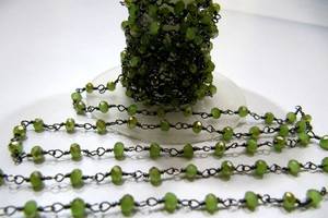 Chaîne de chapelet en chalcédoine verte mystique, perles rondes facettées de 3-4 mm, en quartz hydro, enveloppées de fil - Product Image 2