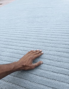 Tapis moderne bleu tufté à la main, tapis en laine texturée douce, tapis contemporain minimaliste, tapis de sol de luxe fait main - Product Image 6