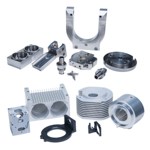 Fabrication de pièces de machines en métal et en acier inoxydable par fraisage et tournage CNC de haute précision, fabriquées en Thaïlande. - Product Image 1