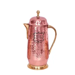 Jarra de água de cobre martelado de design clássico jarra de cobre polido brilhante jarra de cobre