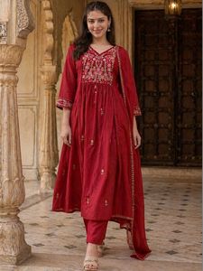 Women's Maroon Embroidered <b>Silk</b> Blend Floor-Length <b>Kurta</b> Palazzo Set With Dupatta Loose Fit Traditional Casual Wear All Seasons - Product Image 4