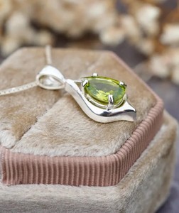 Collier pendentif en péridot naturel en forme de larme, en argent sterling 925, bijoux fins faits à la main pour femmes, cadeau d'anniversaire - Product Image 3