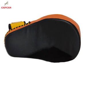 Concevez vos propres pads d'entraînement de haute qualité, écologiques, en cuir, avec logo OME, pour la boxe, fabriqués au Pakistan. - Product Image 5