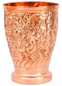 Verre à pied en cuivre pur à motif floral en relief, pour eau, vaisselle, hôtels, restaurants, fournitures de boissons - Product Image 1
