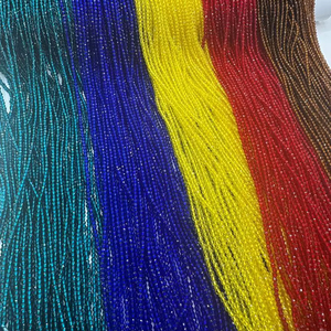 Cuentas de Vidrio Blancas con Cadena para Hacer Joyas - Pulseras/Collares Hechos a Mano, Color Personalizado, Paquete a Granel - Product Image 1