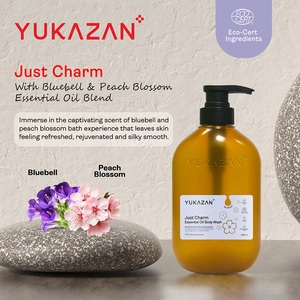 Gel de Ducha con Aceite Esencial Yukazan Just Charm 500ml, Marca Malasia, Superventas, Mejor Proveedor, Buena Calidad, Fragancia a Flor de Durazno - Product Image 2