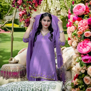Presentación de New Pure Fox Georgette Top-Sarara y Dupatta Set Totalmente Cosido Listo Para Usar - Product Image 1