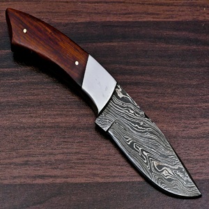 Cuchillo de caza de hoja fija de Damasco personalizado con mango de madera, cuchillo para exteriores, cuchillo de camping, suministro OEM, regalo para EE. UU. y la UE - Product Image 5
