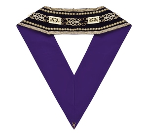 Cadena de collar Grand Master Blue Lodge, chapada en oro, con símbolos de terciopelo morado y azul, y distintivos de pedrería cosidos, estilo clásico. - Product Image 3