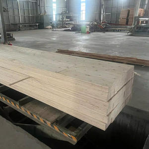 ไม้แปรรูปพีวีซีชนิด LVL สำหรับงานก่อสร้าง โครงสร้างไม้สน ผลิตในเวียดนาม ใช้สำหรับแบบหล่อ ค้างคา และโครงสร้างพยุง - Product Image 1